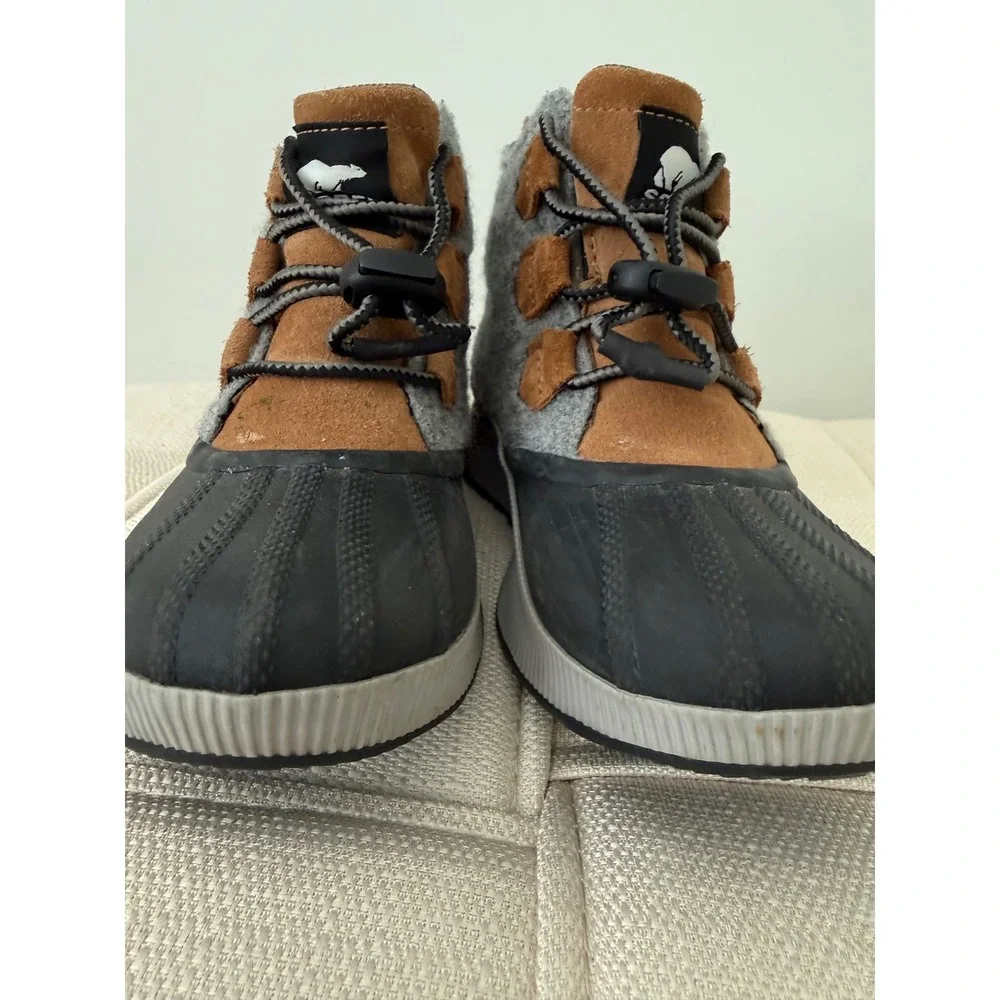 Sorel Kids Out N About Classic Waterproof Duck Boots Grey Brown NY4563-224 Sz 3